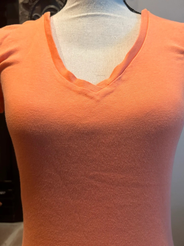 Ann Taylor Cotton V-Neck T-Shirt 2