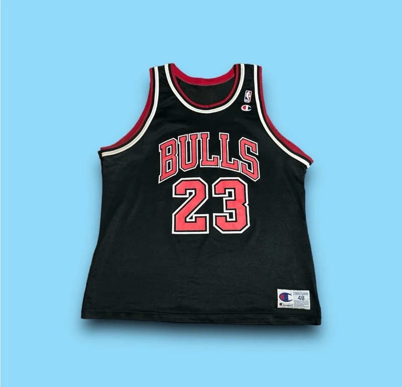 Vintage Chicago bulls Michael Jordan champion jersey 1