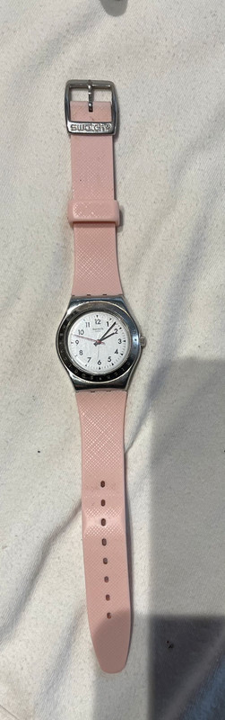 Reloj Swatch rosa Vinted