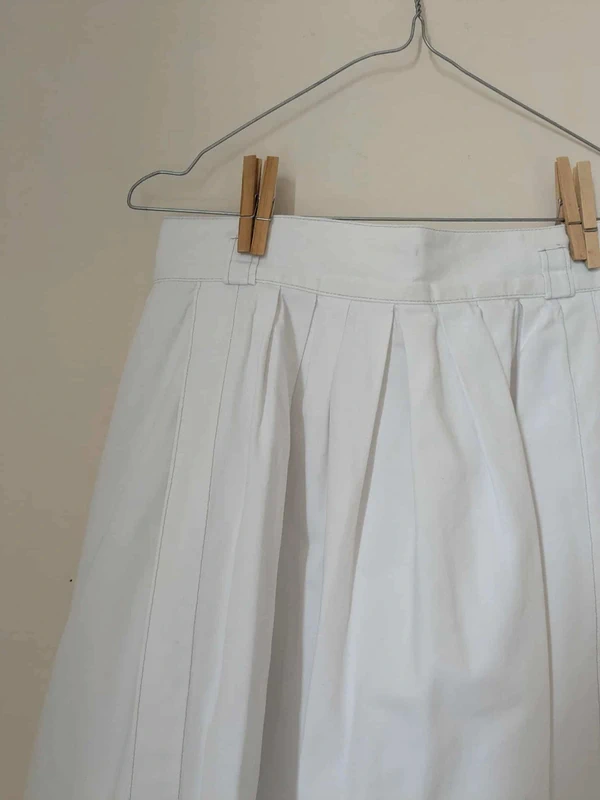 Jupe blanche vintage en coton - photo numéro 3