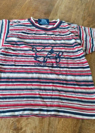 Tshirt gestreept kin of the sky, merk: Modern Style, staat: Heel goed, maat: 4 jaar / 104 cm, € 1,00, € 1,75 inclusief Kopersbescherming