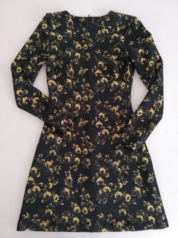 Vestido negro flores amarillas - Vinted Vestido negro flores amarillas - Vinted