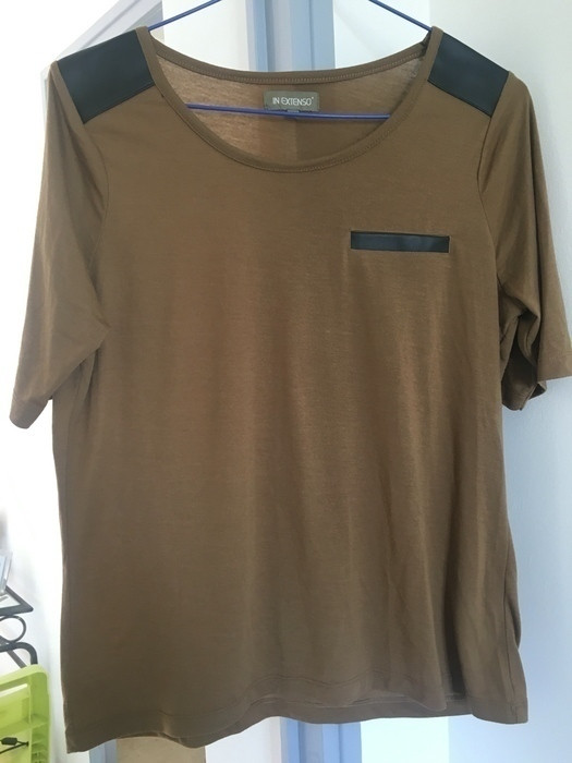 T-shirt marron noir 1