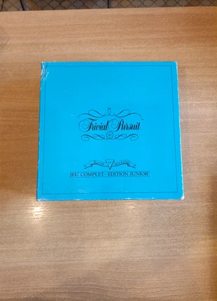 Trivial Pursuit Junior (7-15 ans) Edition 1985-1990, brand: Parker, condition: Good, size: One size, €5.00, €5.95 includes Buyer Protection