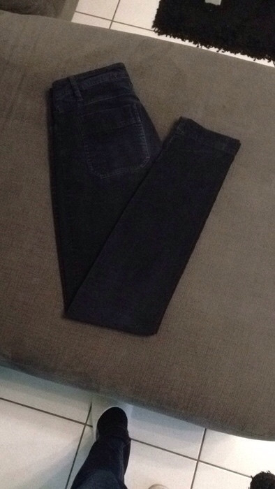 Pantalon en velours noir  3