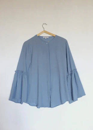 Chemise bleu clair Les Petites - M, marque: les petites, état: Neuf sans étiquette, taille: M / 38 / 10, 30,00 €, 32,20 € Protection acheteurs incluse