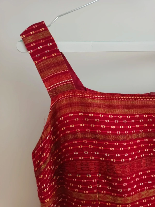 Robe rouge 123 taille 38 - photo numéro 2