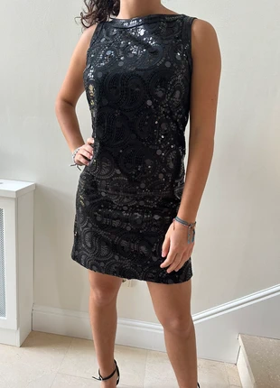 Black cocktail sequined mini dress, marque: Blanco, état: Très bon état, taille: M / 38 / 10, 10,00 €, 11,20 € Protection acheteurs incluse