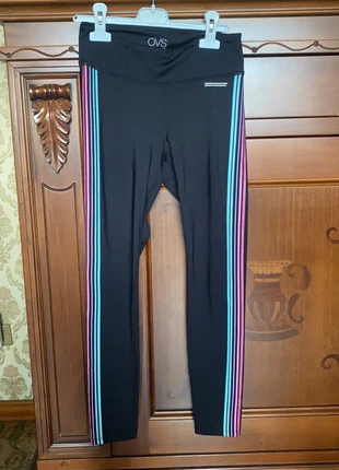 leggings sportivo , brand: OVS, condizioni: Nuovo senza cartellino, taglia: XS / IT 38 / EU 34, €6.00, €7.00 include la Protezione acquisti