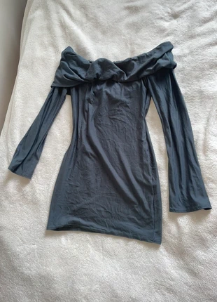 PLT Grey Off-the-shoulder T-shirt Dress, brand: PrettyLittleThing, condition: New with tags, size: L / 40 / 12, €10.00, €11.20 includes Buyer Protection