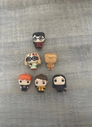 Harry Potter kinder, brand: Kinder, condizioni: Nuovo senza cartellino, taglia: Taglia unica, €3.00, €3.85 include la Protezione acquisti