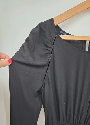 Robe noire neuve kiabi 42 détails ajourés , marke: Kiabi, zustand: Neu, größe: XL / 42 / 14, 5,00 €, 5,95 € inklusive Vinted-Käuferschutz