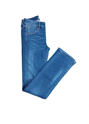 Jolie Jeans Comme neuf Zara, marque: Zara, état: Très bon état, taille: XS / 34 / 6, 8,90 €, 10,05 € Protection acheteurs incluse