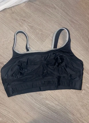 Brassière de sport , marque: Thuasne, état: Très bon état, taille: M / 38 / 10, 5,00 €, 5,95 € Protection acheteurs incluse