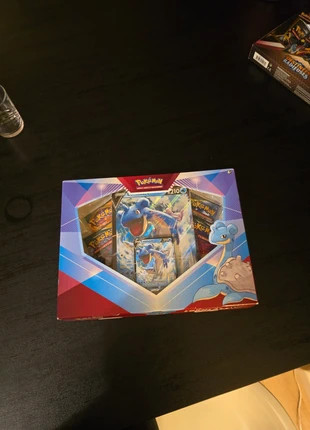 Coffret lokhlass v, marque: Pokémon, état: Bon état, 120,00 €, 126,70 € Protection acheteurs incluse