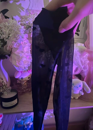 🪽chaussettes longues transparentes heart, marke: Shein, zustand: Neu, größe: Einheitsgröße, 1,00 €, 1,75 € inklusive Vinted-Käuferschutz