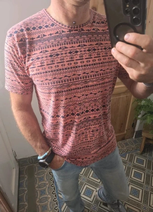 👕 T-shirt homme EDGI – Taille L – Motif ethnique, marque: EDJI, état: Très bon état, taille: L, 8,00 €, 9,10 € Protection acheteurs (Pro) incluse