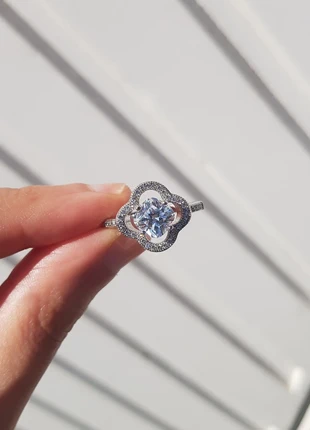 Bague en argent 925 rhodié taille 52 Bague neuve en forme de trèfle, marca: Argent, estado: Novo sem etiquetas, tamanho: 16,5 mm Ø / 12, €120.00, €126.70 inclui Proteção do Comprador