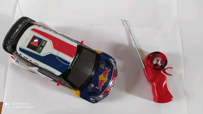 Voiture télécommandée sebastien outlet loeb