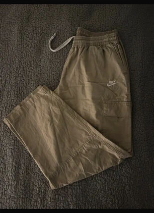 Pantalon cargo Nike, brand: Nike, condition: Good, size: L, €15.00, €16.45 includes Buyer Protection
