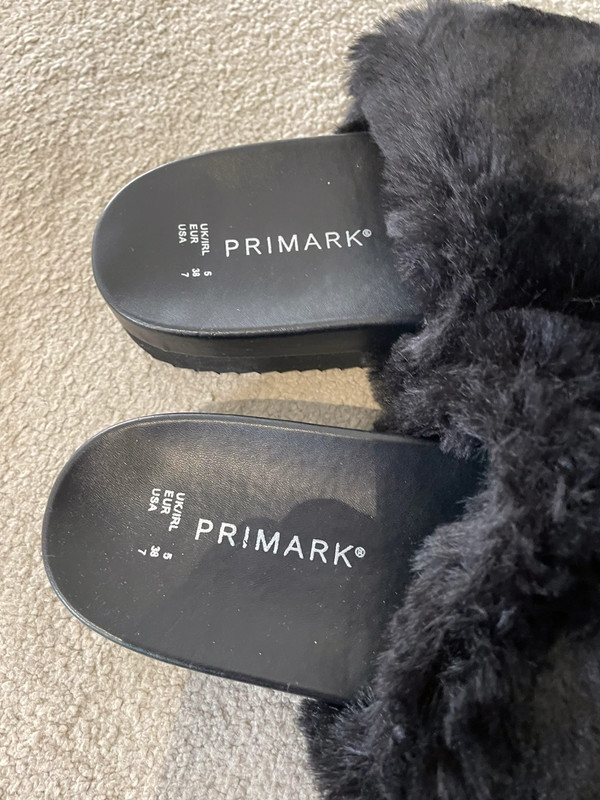 Primark black faux fur sliders Vinted