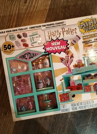 Nieuw MGA miniverse make it Harry Potter honeydukes trolley, merk: Harry Potter, staat: Nieuw met prijskaartje, maat: Universeel, € 15,50, € 16,98 inclusief Kopersbescherming Pro