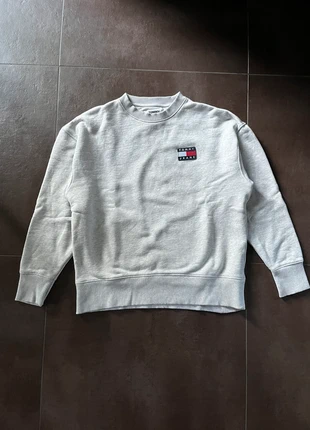 sweat tommy jeans taille S gris, marca: Tommy Jeans, estado: Muy bueno, tamaño: S, 10,00 €, 11,20 € Protección al comprador incluida
