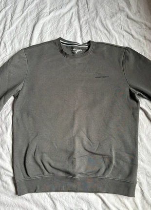 pull teddy smith gris foncé taille M, marque: Teddy Smith, état: Neuf sans étiquette, taille: M, 7,00 €, 8,05 € Protection acheteurs incluse