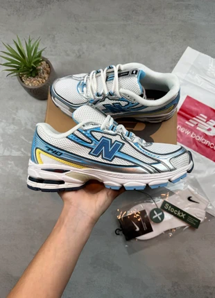 New Balance 740 Blanche Bleu / Taille 44, merk: New Balance, staat: Nieuw met prijskaartje, maat: 44, € 70,00, € 74,20 inclusief Kopersbescherming