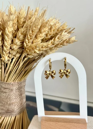 Créoles pendantes à noeud, marque: Tendance, état: Très bon état, 10,00 €, 11,20 € Protection acheteurs (Pro) incluse