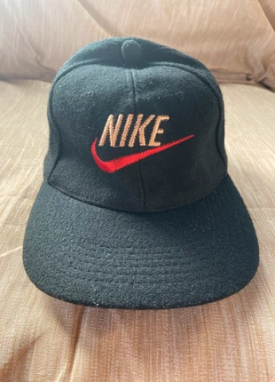 Cappello Nike, marke: Nike, zustand: Sehr gut, größe: Einheitsgröße, 8,00 €, 9,10 € inklusive Vinted-Käuferschutz