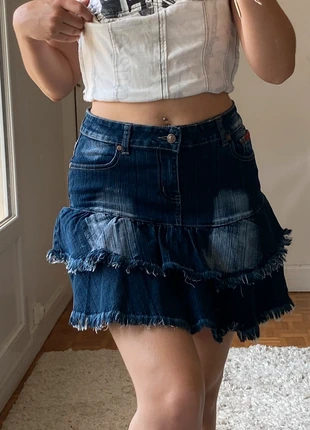 Jupe en jean délavé vintage à étage volant, brand: Vintage Dressing, condition: Very good, size: S / 36 / 8, €10.00, €11.20 includes Buyer Protection