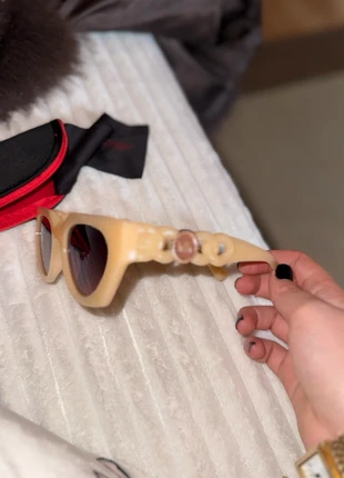 Gafas de sol, condizioni: Ottime, €10.00, €11.20 include la Protezione acquisti