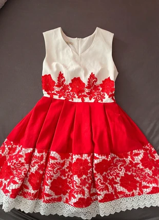 Šaty na riadovy, staat: Heel goed, maat: M / 38 / 10, € 20,00, € 21,70 inclusief Kopersbescherming