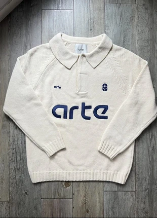 Pull sweat knit Arte antwerp en maille | Taille M | Crème beige logo brodé | Neuf, marque: Arte, état: Neuf avec étiquette, taille: M, 105,00 €, 110,95 € Protection acheteurs incluse