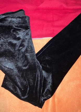 Pantaloni, brand: Terranova, condizioni: Nuovo senza cartellino, taglia: 14 anni / 164 cm, €2.00, €2.80 include la Protezione acquisti