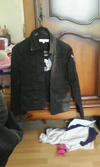 Veste jean noir avec motifs délavé taille 38 4