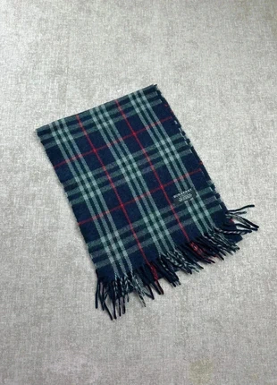 Écharpe Burberry bleu marine, merk: Burberry, staat: Heel goed, € 45,00, € 47,95 inclusief Kopersbescherming Pro