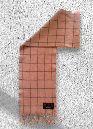 🧣 Écharpe Barbour rose à carreaux – 100 % laine d’agneau – Made in Scotland, brand: Barbour, condition: Very good, €39.90, €42.60 includes Buyer Protection