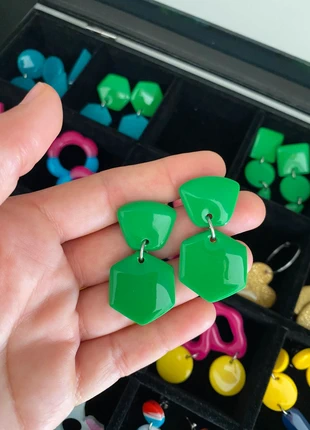 Boucles d’oreilles vert vif en argile polymère, marque: FIMO, état: Neuf sans étiquette, 9,00 €, 10,15 € Protection acheteurs incluse