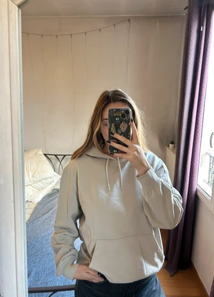 Pull beige à capuche - taille M - H&M, marke: H&M, zustand: Gut, größe: M / 38 / 10, 9,00 €, 10,15 € inklusive Vinted-Käuferschutz