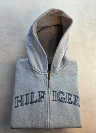 Sweat à capuche zippé Tommy Hilfiger gris clair à logo brodé, taille XL (TG/XG), pour homme, marque: Tommy Hilfiger, état: Bon état, taille: XL, 20,00 €, 21,70 € Protection acheteurs incluse