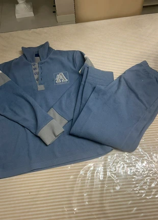 Pigiama bambino in pile / pyjama polaire bébé, marke: Karelpiu, zustand: Sehr gut, größe: 11 Jahre / 146, 4,00 €, 4,90 € inklusive Vinted-Käuferschutz