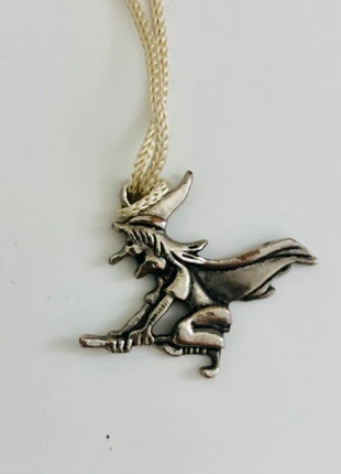 Colgante bruja, condizioni: Buone, €2.00, €2.80 include la Protezione acquisti