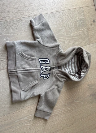 Gilet zippé gap Polaire gap 0/3 mois, marque: GAP, état: Très bon état, taille: 1-3 mois / 56 cm, 4,00 €, 4,90 € Protection acheteurs incluse