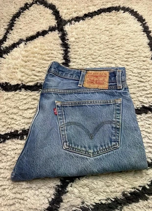 Jean Levi’s 501 W40 L30 bleu J15030, marque: Levi's, état: Très bon état, taille: W40 | FR 50, 24,00 €, 25,90 € Protection acheteurs (Pro) incluse