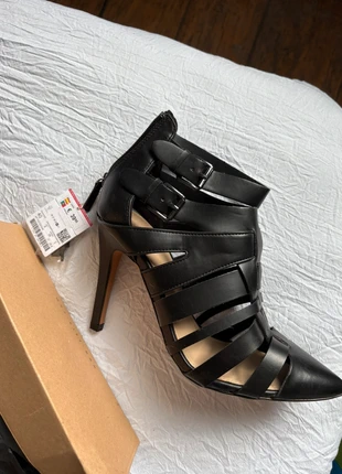 Talons zara, marca: Zara, estado: Nuevo con etiquetas, tamaño: 40, 12,00 €, 13,30 € Protección al comprador incluida
