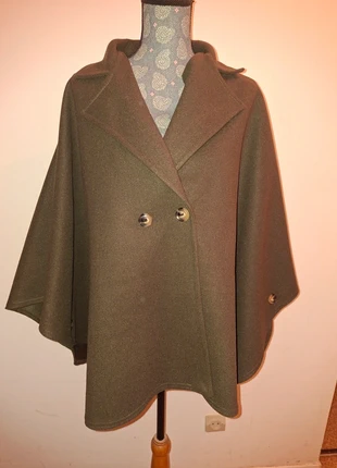 Poncho Style Feutrine Tendance Hiver - kaki, marque: boutique indépendant, état: Très bon état, taille: XXL / 44 / 16, 18,50 €, 20,13 € Protection acheteurs incluse