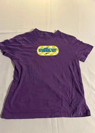 Tee shirt Nike  haut  fille taille S 128/137 cm cm, marke: Nike, zustand: Zufriedenstellend, größe: S, 9,99 €, 11,19 € inklusive Vinted-Käuferschutz