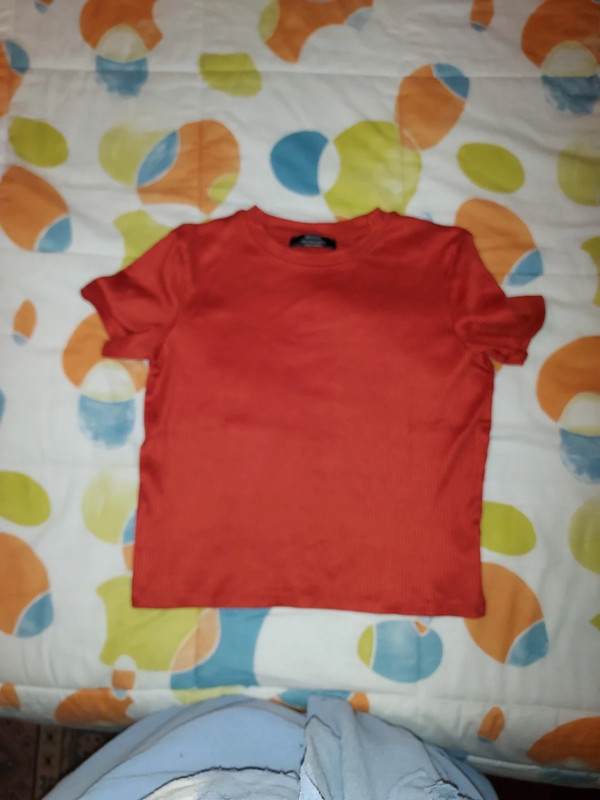 Camisola bordeaux da Bershka 1